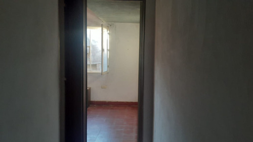 Imagen 9 de 13 de Casa En Barrio Cristalería Con Espacio Verde