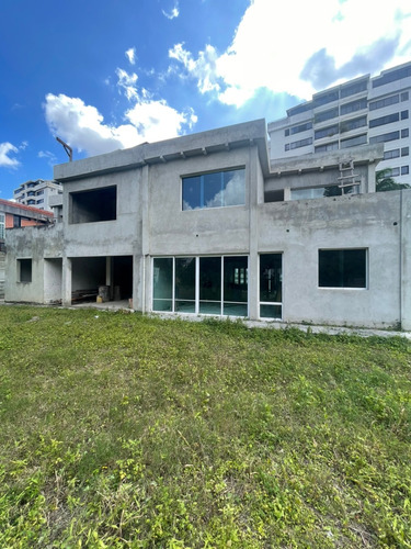 Casa En Venta En Cumbres De Curumo