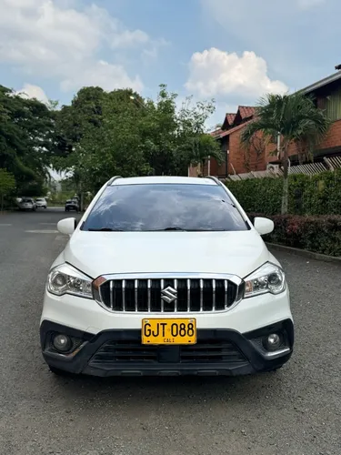 Suzuki S-cross Gl 2wd Mt 1600cc 2ab Abs 4x2