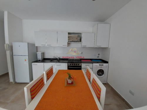 Departamento Monoambiente En Alquiler Anual 12 Meses. Pinamar Centro. Cochera Y Amenities.
