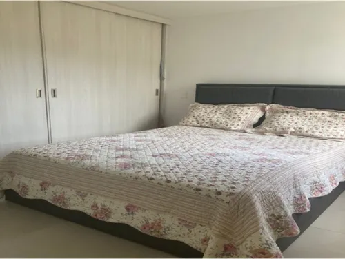 Venta De Apartamento En Loma De Los Bernal