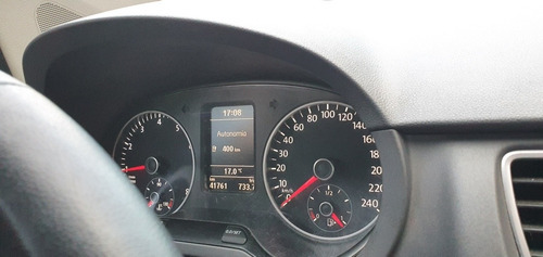 Imagen 10 de 10 de Volkswagen Suran 2014 1.6 Highline 101cv Cuero