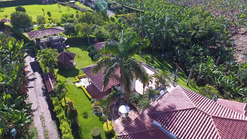 Imagen 25 de 25 de Venta - Alquiler Chalet Excelente Pueblo Tapao