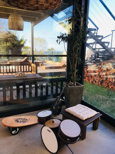 Casa En Alquiler Por Temporada De 3 Dormitorios En Punta Piedras (ref: Bpv-6853)