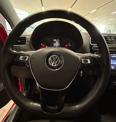 Volkswagen Vento 1.6 Sound At