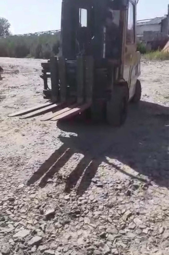 Autoelevador Cat 35g De 3,5tn (2016) Cabinado Envios Al Pais