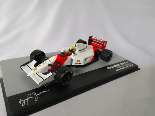 Miniatura 1/43 Mclaren Mp4/7 92 Ayrton Senna Ixo Branco E Vermelho