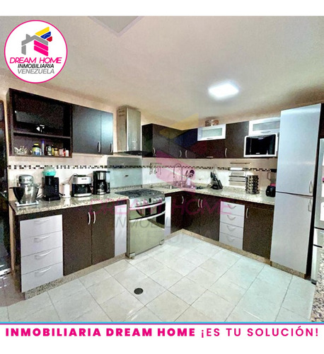 Townhouse En Venta Urb. Las Mesetas Cúa