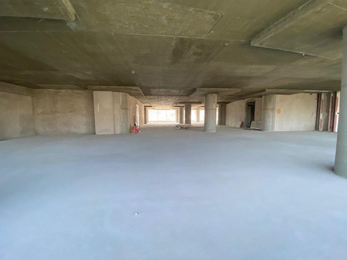 Imagen 15 de 19 de Oficinas · Piso 500m2 · Impresionante Vista A P. Las Heras