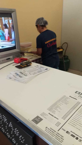Imagem 3 de 5 de Vendo Ponto De 11 Anos Espetaria, Hambúrgueria E Rosticeria.