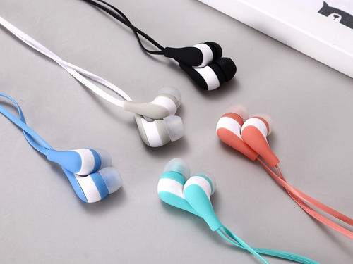 Auriculares Intrauditivos Con Cable De Dibujos Animados C