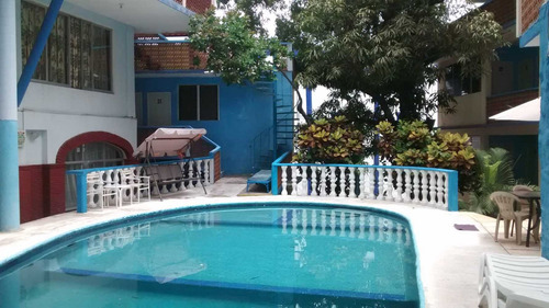 Imagen 1 de 14 de Se Vende Casa Sola, Amplia Zona Turistica