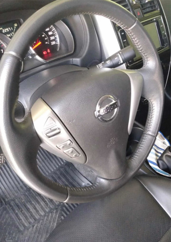 Imagem 3 de 7 de Nissan Versa 2018 1.6 16v Sl 4p