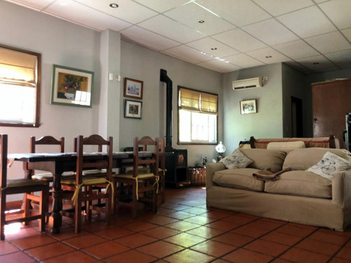Imagen 10 de 13 de Uribelarrea - Casa Quinta En Venta