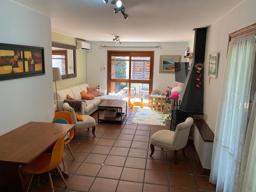 Imagen 1 de 12 de Precioso Reciclaje Casa 70 M2 Duplex G.c. $ 1.800 Cercado
