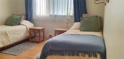 Casa En Venta De 5 Dorm. En Las Condes