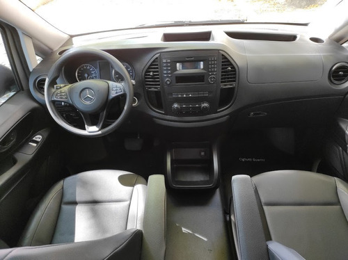 Imagen 9 de 15 de Mercedes Benz Vito Tourer 121 7+1 2019 Gpdevoto