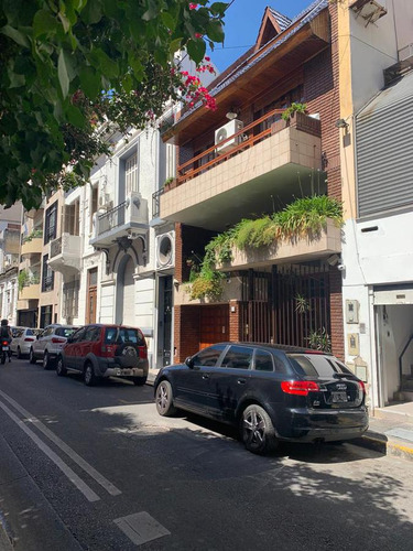 Venta De Chalet 5 Amb. S/lote 6.77x20m² En Caballito - Muy Buen Estado Y Ubicación