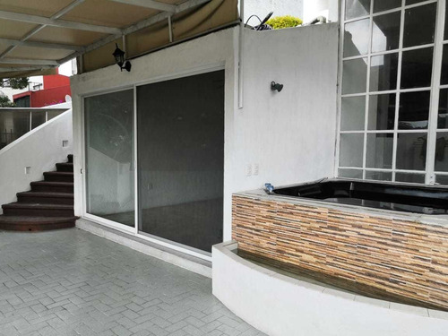 Imagen 1 de 14 de ¡casa Con Bungalow. A 3 Minutos Del Zócalo!