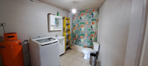 Se Vende Casa Con Amplio Patio En Huechuraba
