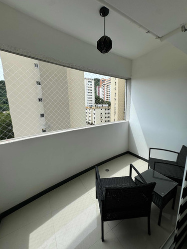 Apartamento Amoblado En El Parral - Chelsea Court, Atm