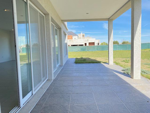 Casa En Barrio Cerrado Haras Del Sur 3