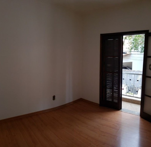 Imagem 9 de 20 de Sobrado Com 4 Dormitórios À Venda, 255 M² Por R$ 850.000,00 - Jardim Do Mar - São Bernardo Do Campo/sp - So1134