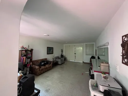 Casa En Venta En La Castellana. Cod V16608