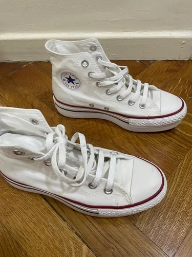 Converse blancas plataforma 35 discount