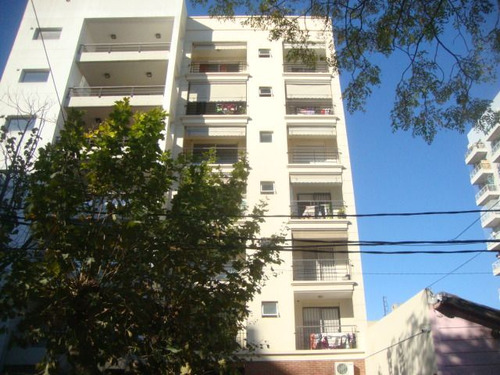 Departamento En Alquiler En Caseros