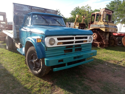 Dodge 800
