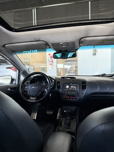Kia Cerato 2.0 Sx At6 5 p