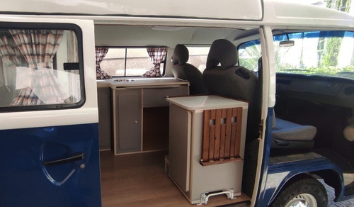 Imagem 5 de 15 de Volkswagen Kombi 2010 1.4 Total Flex 3p