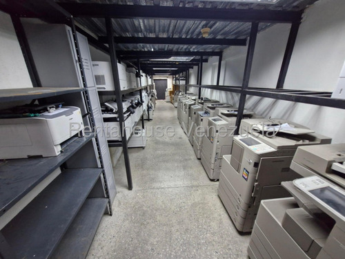Casa Comercial En Venta En La Carlota Centro Almacenamiento Casas Caracas Contenedores 40 Pies Casas Comerciales Angela Tochon