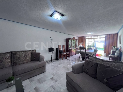 Venta De Casa Colonia Carretas Querétaro