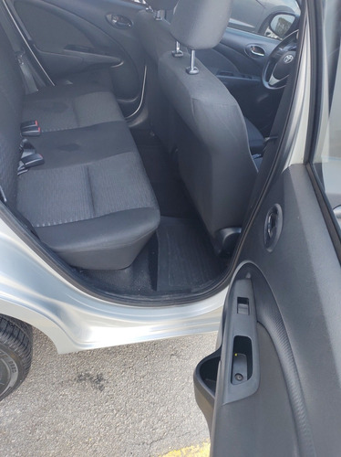 Imagem 12 de 15 de Toyota Etios 2016 1.3 16v X 5p