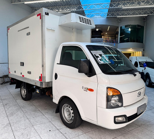 Hyundai HR 2.5 Hd Cab. Curta S/ Carroceria Tci 2p 6 marchas