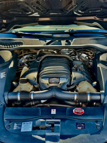 Porsche Cayenne 4.8 V8 S 5p