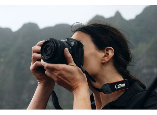Câmera Mirrorless Canon Eos R7 Corpo
