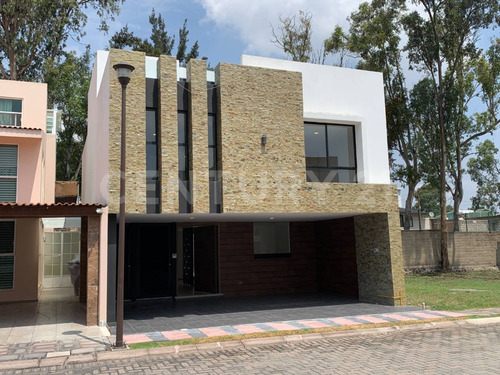 Venta Casa De 3 Recamaras Fraccionamiento Privado Arboreto, Cholula, Puebla