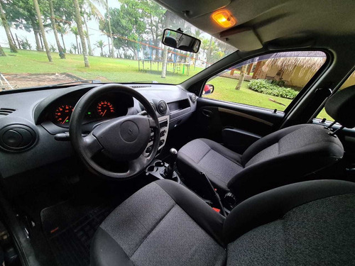 Renault Logan 2008 1.0 16v Authentique Hi-flex 4p