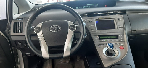 Imagen 13 de 15 de Toyota Prius Modelo 2015