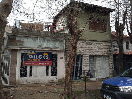 Imagen 2 de 18 de Casa Con Deptos. - Villa Sarmiento