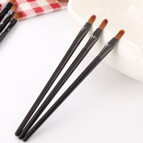 50pcs Cepillo Labial Desechable Aplicador De Palo Brillante