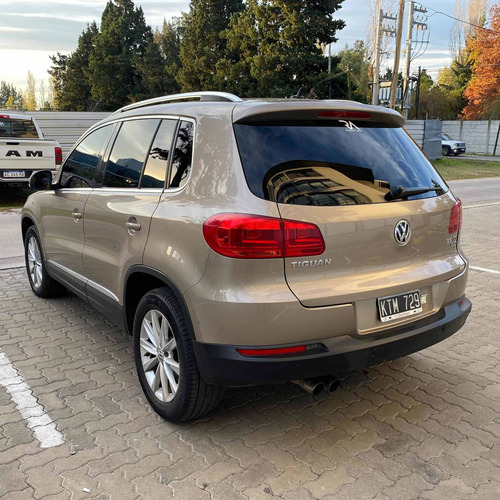Volkswagen Tiguan 2.0 Sport & Style Tsi 200cv 2012