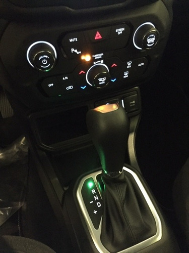 Imagen 21 de 22 de Jeep Renegade Sport 1.8l Mt5 Fwd My20 -