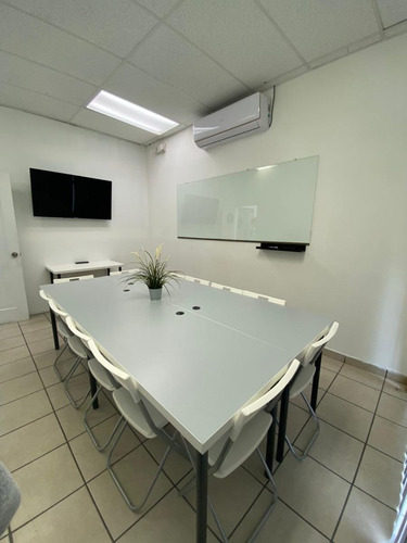 Imagen 3 de 3 de Oficina En Centro Cívico De Mexicali - Plaza Caballito 25m2