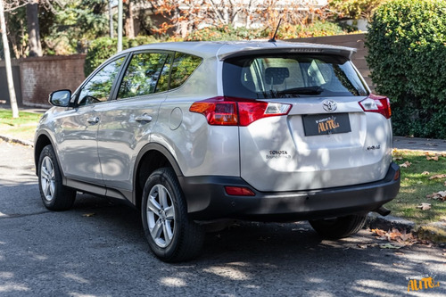 Imagen 4 de 14 de Toyota Rav4 2.4 2013