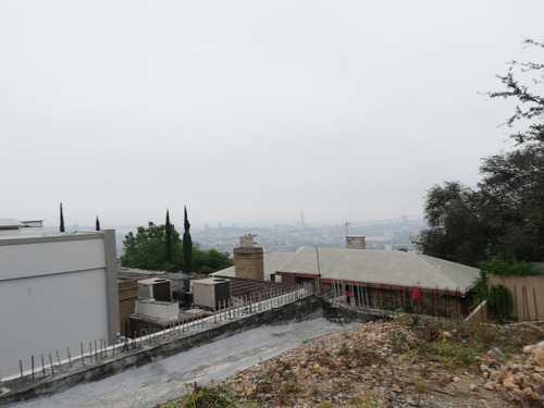 Terreno Residencial Colonial De La Sierra (san Pedro)