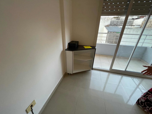 Imagen 8 de 14 de 1 Amb Hecho 3 Amb Lujo Cochera Opc Alegre De 66 M2 Balcón Porcelanat S/indep